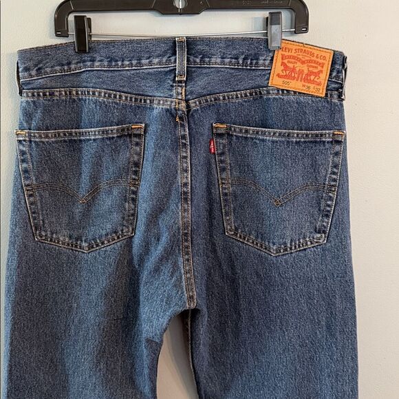 Levis Jeans Mens 36 x 32 Blue 505 Denim Straight Leg Cotton - Picture 7 of 12